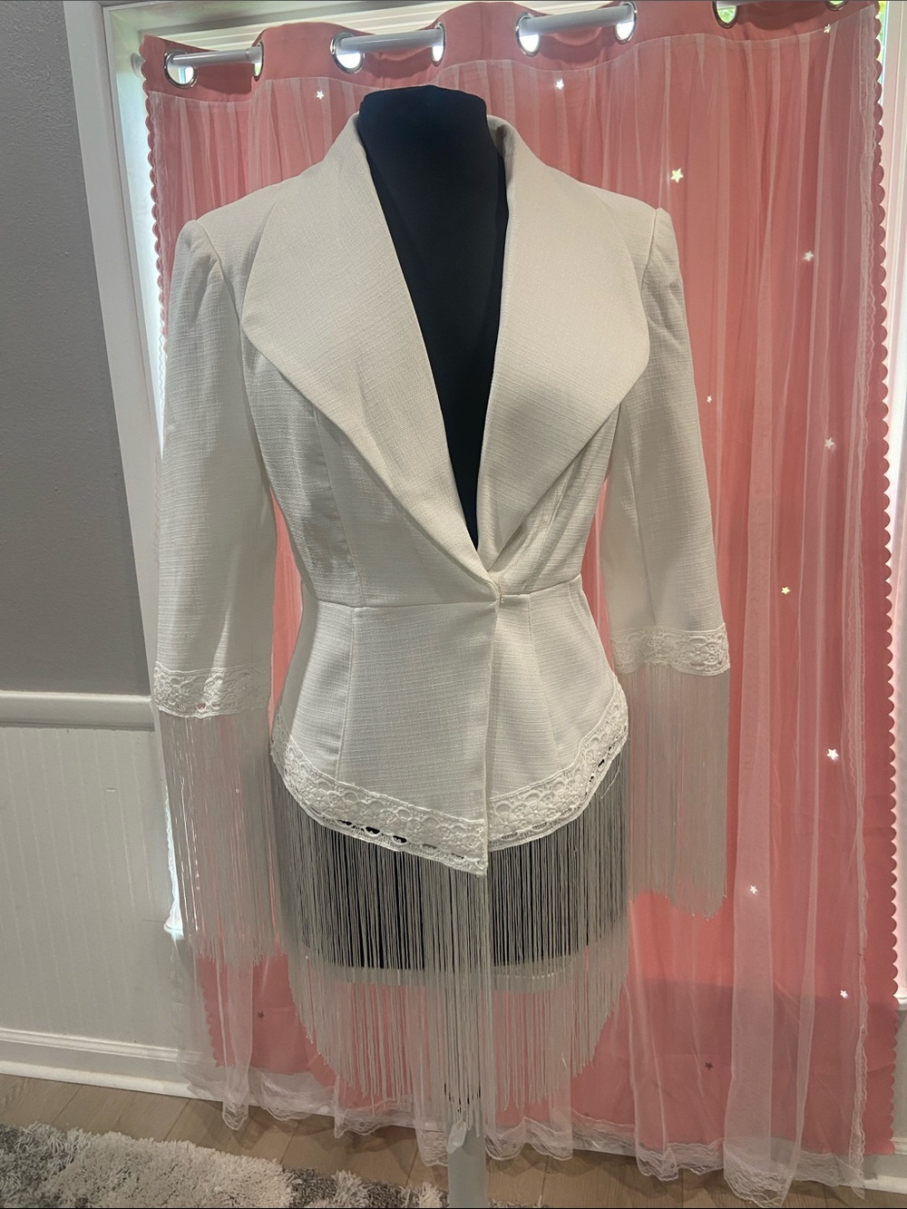 Ursime Women's Cream Fringed Tailored Blazer size M